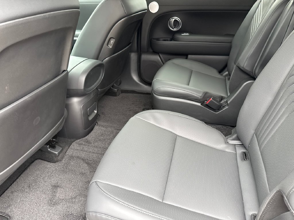 Used 2026 White Hyundai SEL image 17