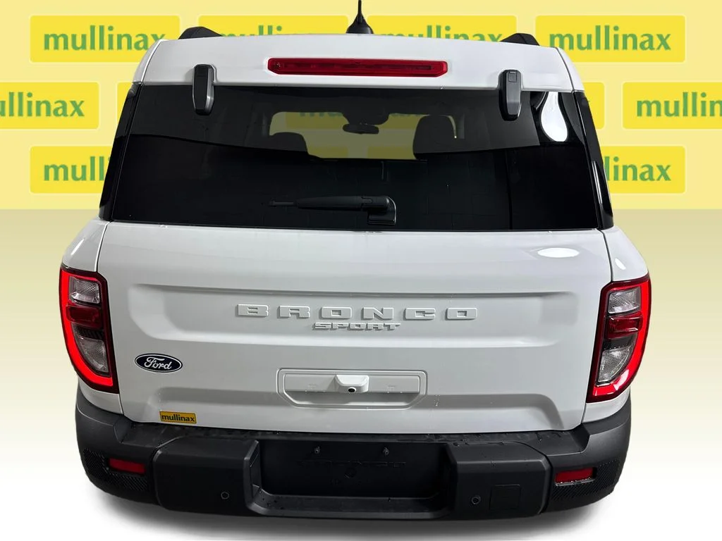 New 2026 White Ford Big Bend image 17