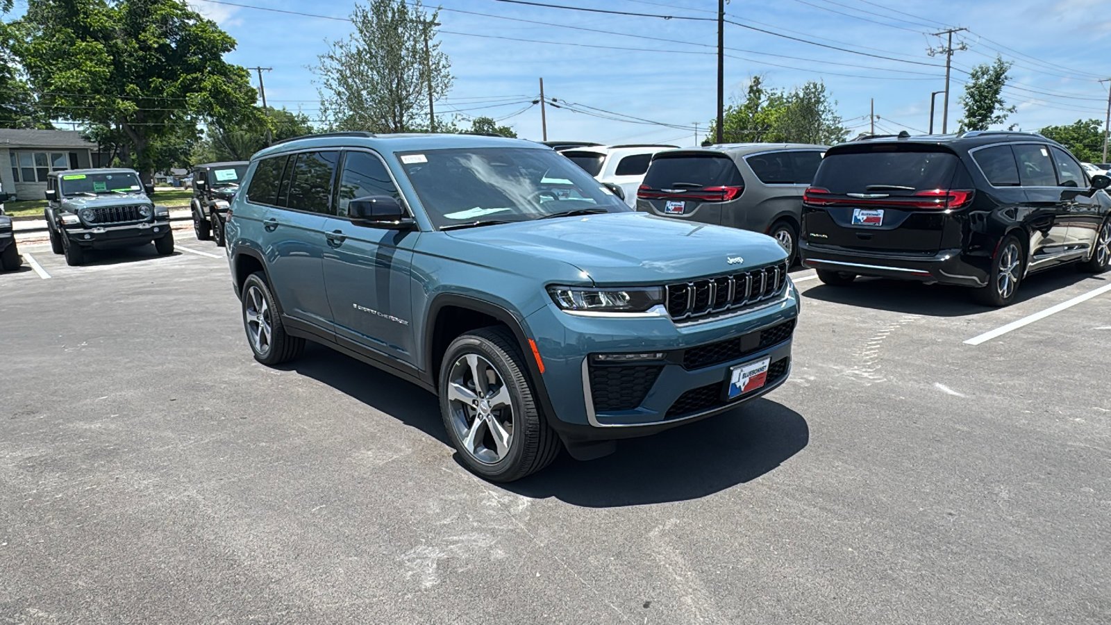 New 2026 Steel Blue Exterior Paint Jeep Limited image 3