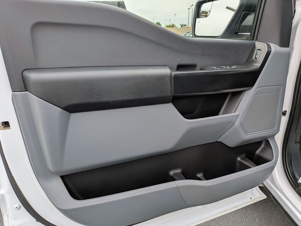 Used 2022 White Ford XL image 11