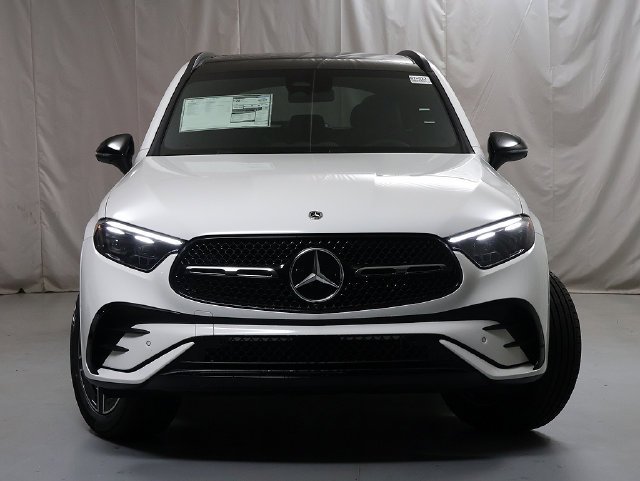 New 2027 Polar White Mercedes-Benz GLC 300 image 33
