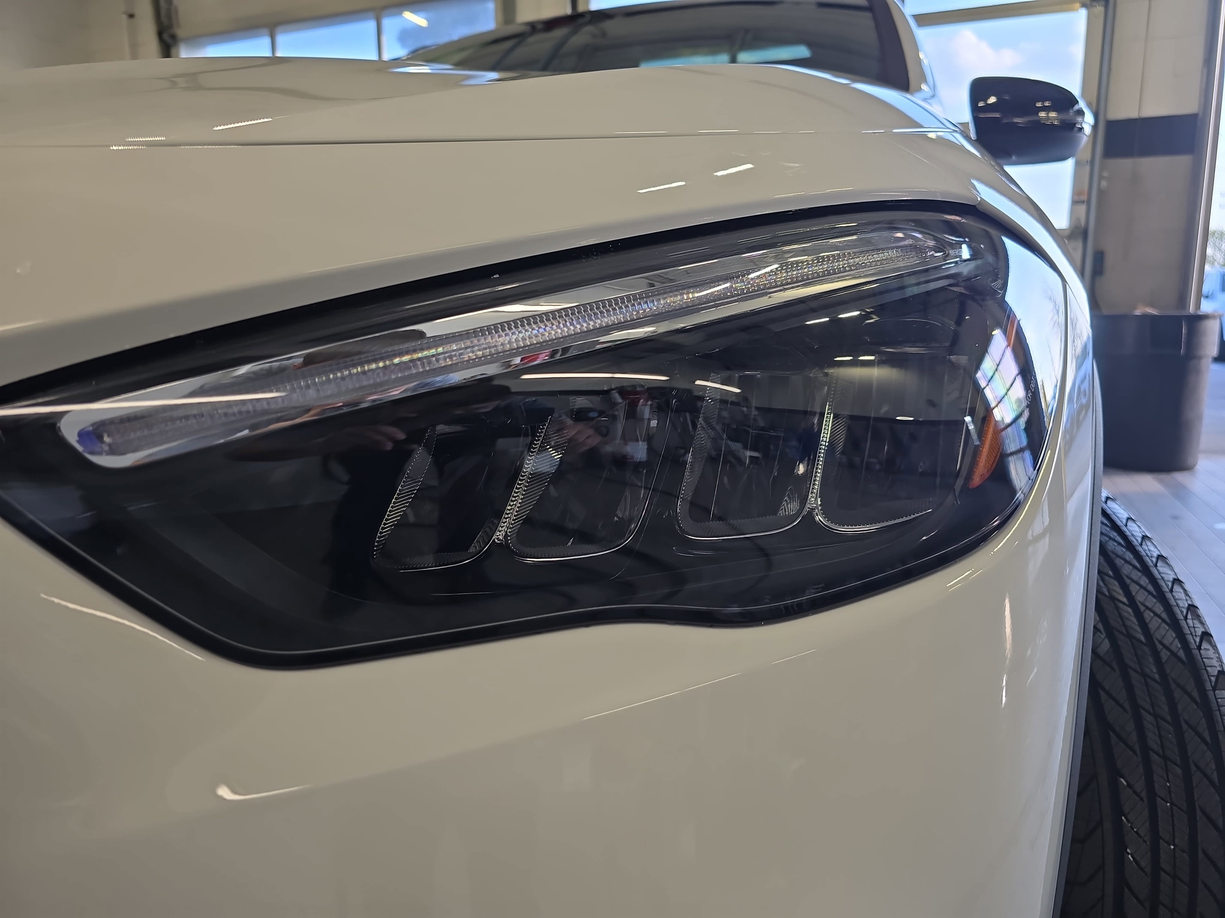 New 2026 Polar White Mercedes-Benz GLA250 image 32