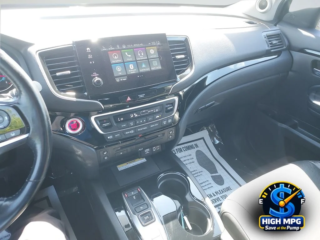 Certified Used 2022 Gray Honda Elite image 15