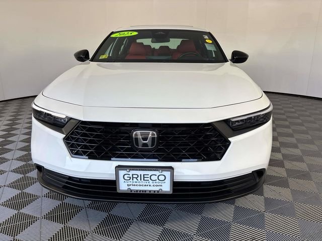 Used 2025 White Honda Sport image 3