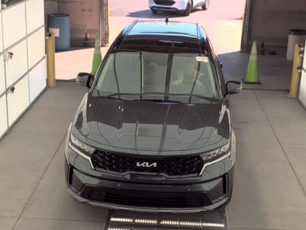 Used 2023 Gravity Gray Kia S image 3