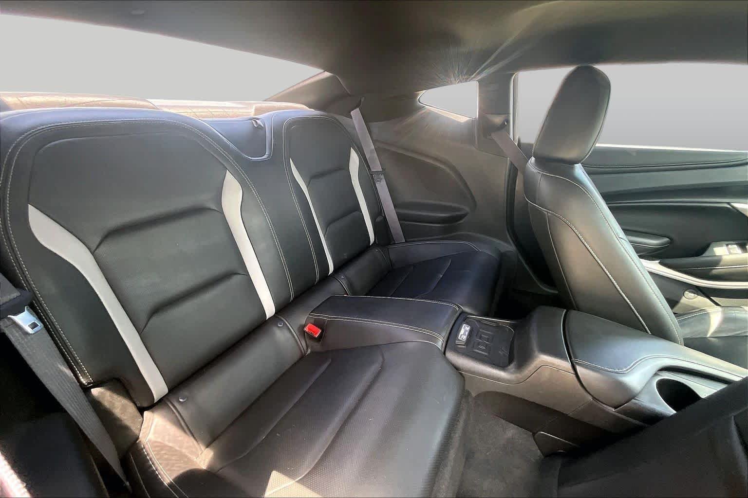 Used 2016 Black Chevrolet 2LT image 18