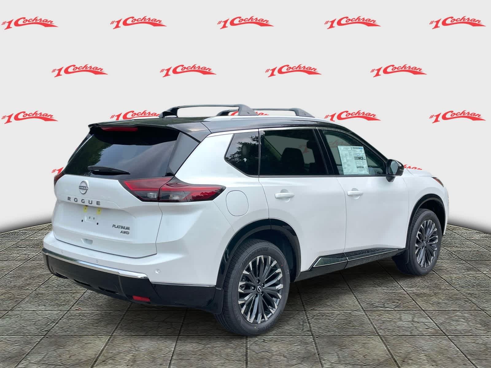 New 2026 Everest White Pearl/Super Black Nissan Platinum image 7