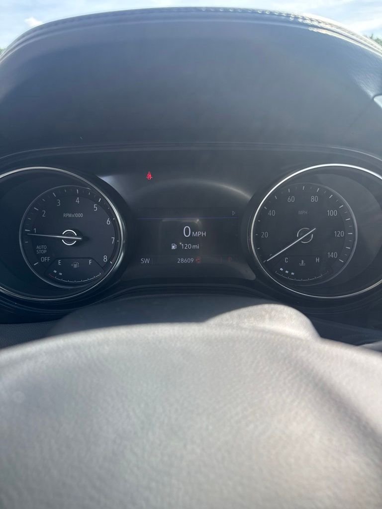 Used 2023 White Frost Buick Essence image 16