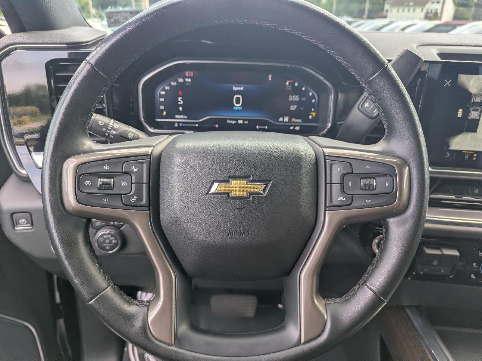 Used 2024 Black Chevrolet High Country image 20