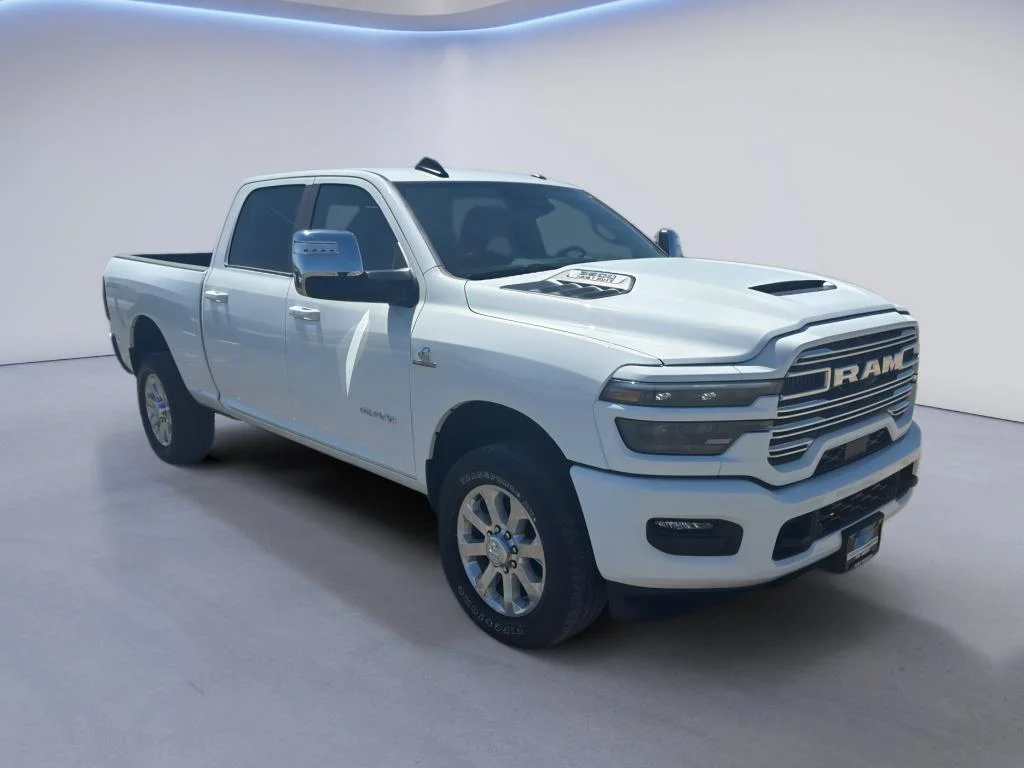 New 2026 Bright White Clear-Coat Exterior Paint RAM Laramie image 7