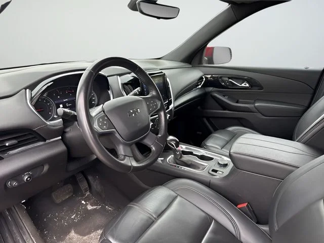 Used 2022 Red Chevrolet RS image 11