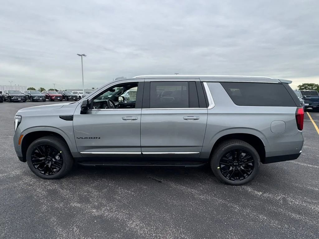 2026 GMC Yukon XL Elevation - Photo 10