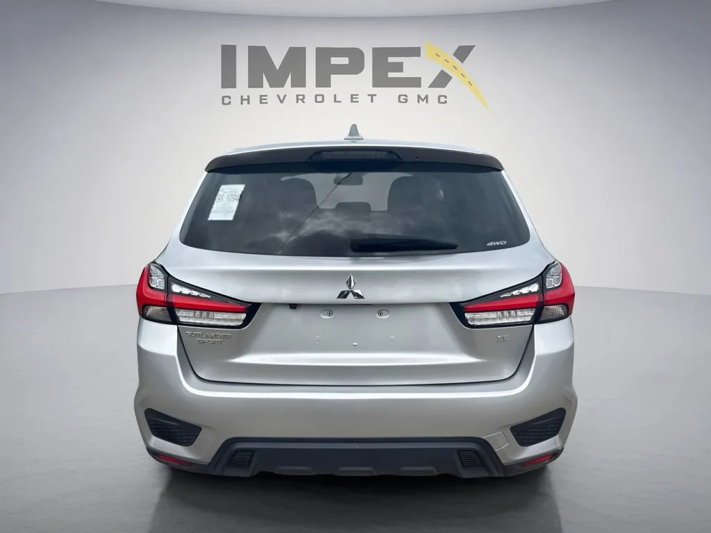Used 2024 Gray Mitsubishi S image 4