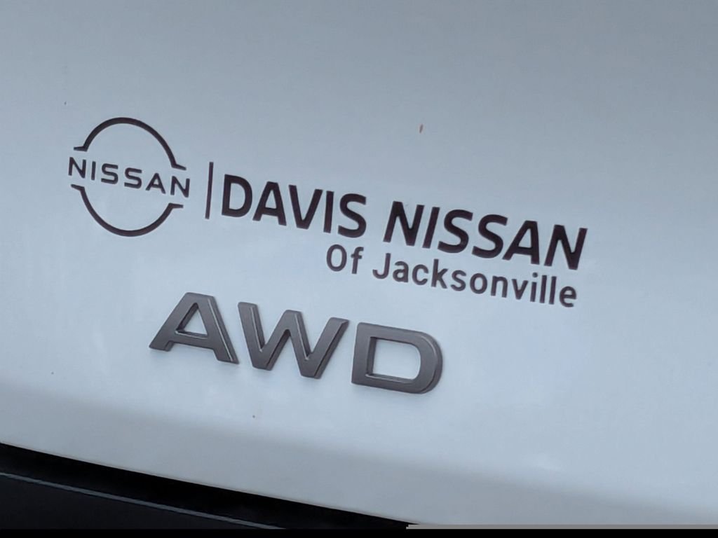 2025 Nissan Murano SL - Photo 10