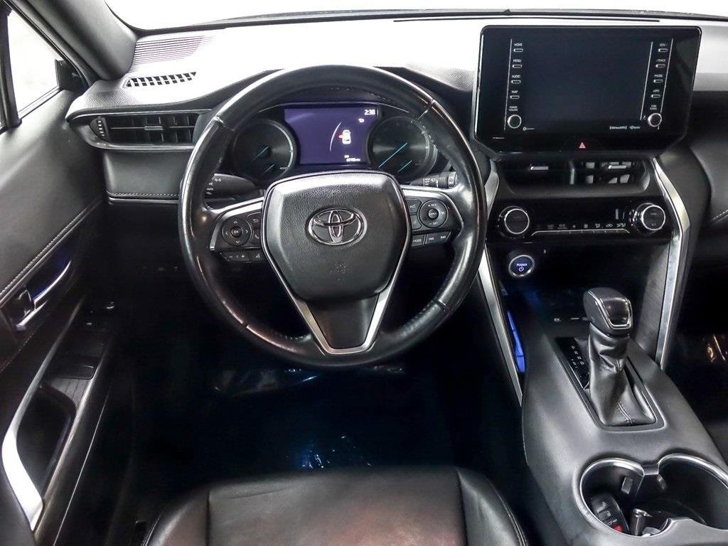 2022 TOYOTA VENZA - Image 11