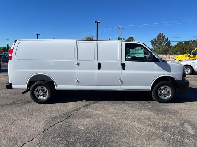 2026 Chevrolet Express Cargo Work Van - Photo 8