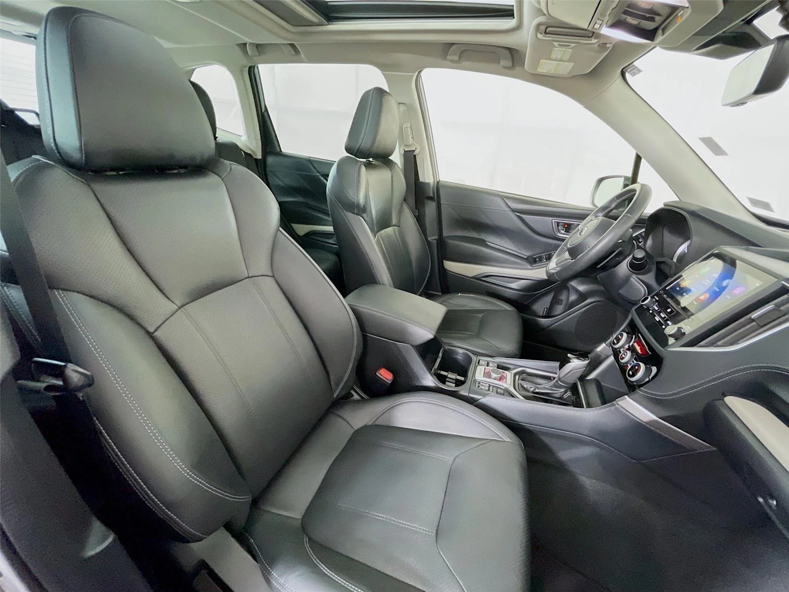 Used 2023 Magnetite Gray Metallic Subaru Limited image 30
