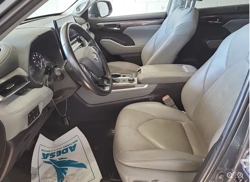 Used 2021 Gray Toyota Limited image 5