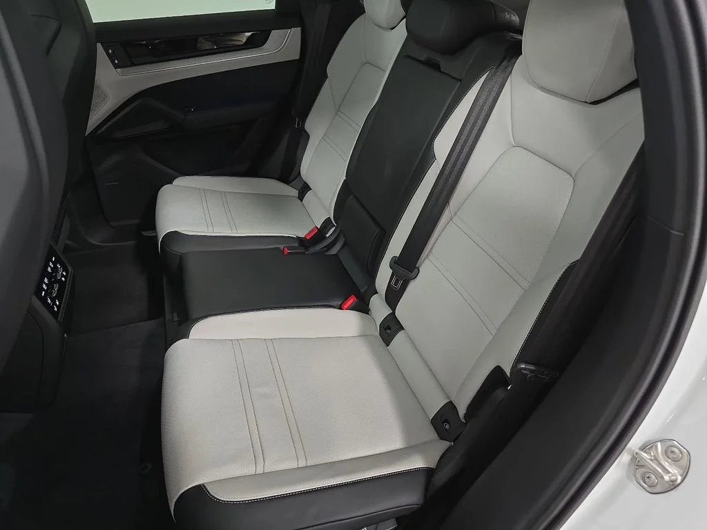 2026 Porsche Cayenne Coup Base - Photo 27