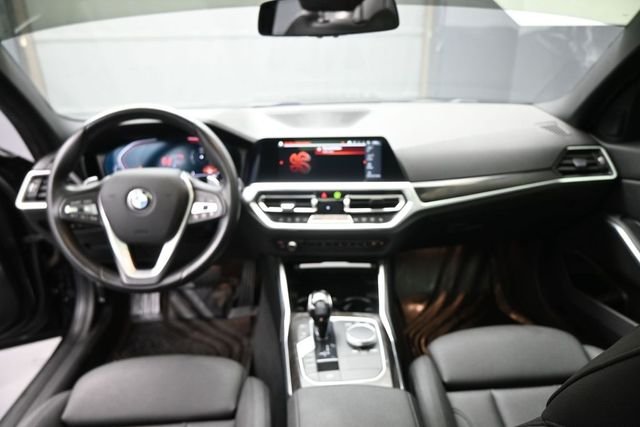 Used 2020 Black BMW 330i image 24