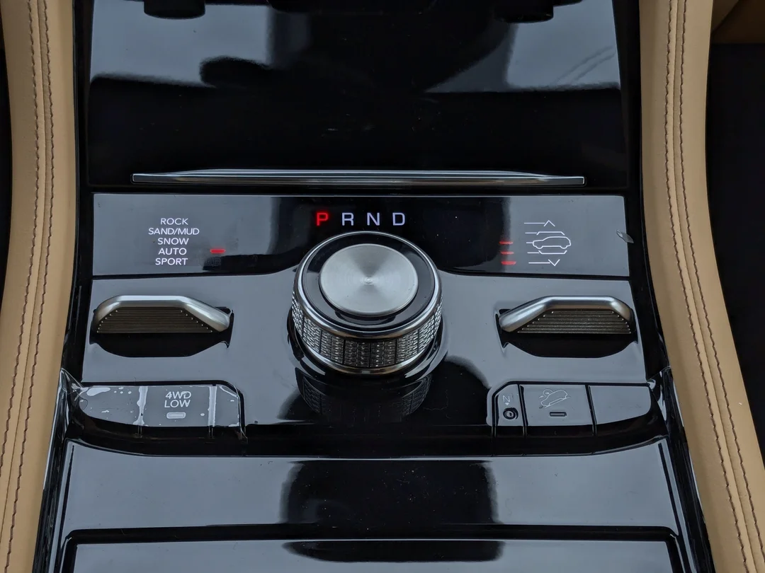 New 2025 Black Jeep Summit Reserve - - 4x4 - Panoramic Sunroof - Palermo Leather - McIntosh Audio & More! image 27