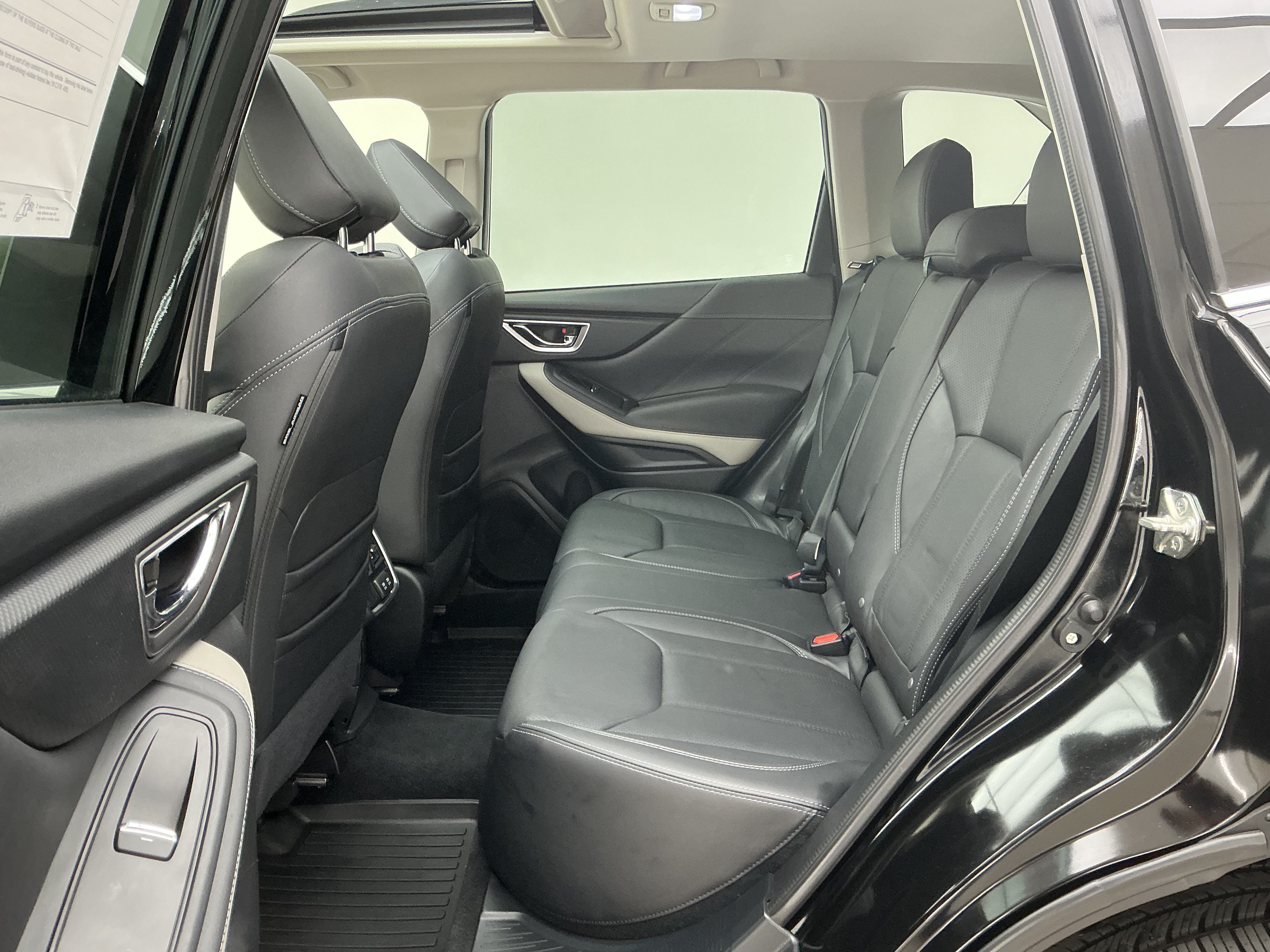 2022 Subaru Forester Limited - Photo 16