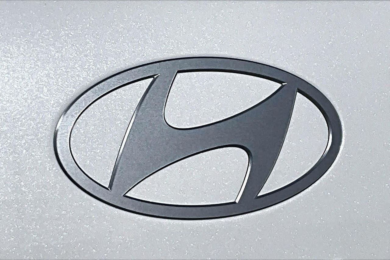 New 2026 Creamy White Pearl Hyundai Limited image 15