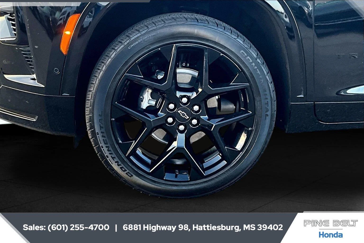 Used 2026 Mosaic Black Metallic Chevrolet FWD RS image 7