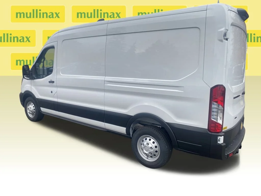 New 2026 White Ford Base image 6