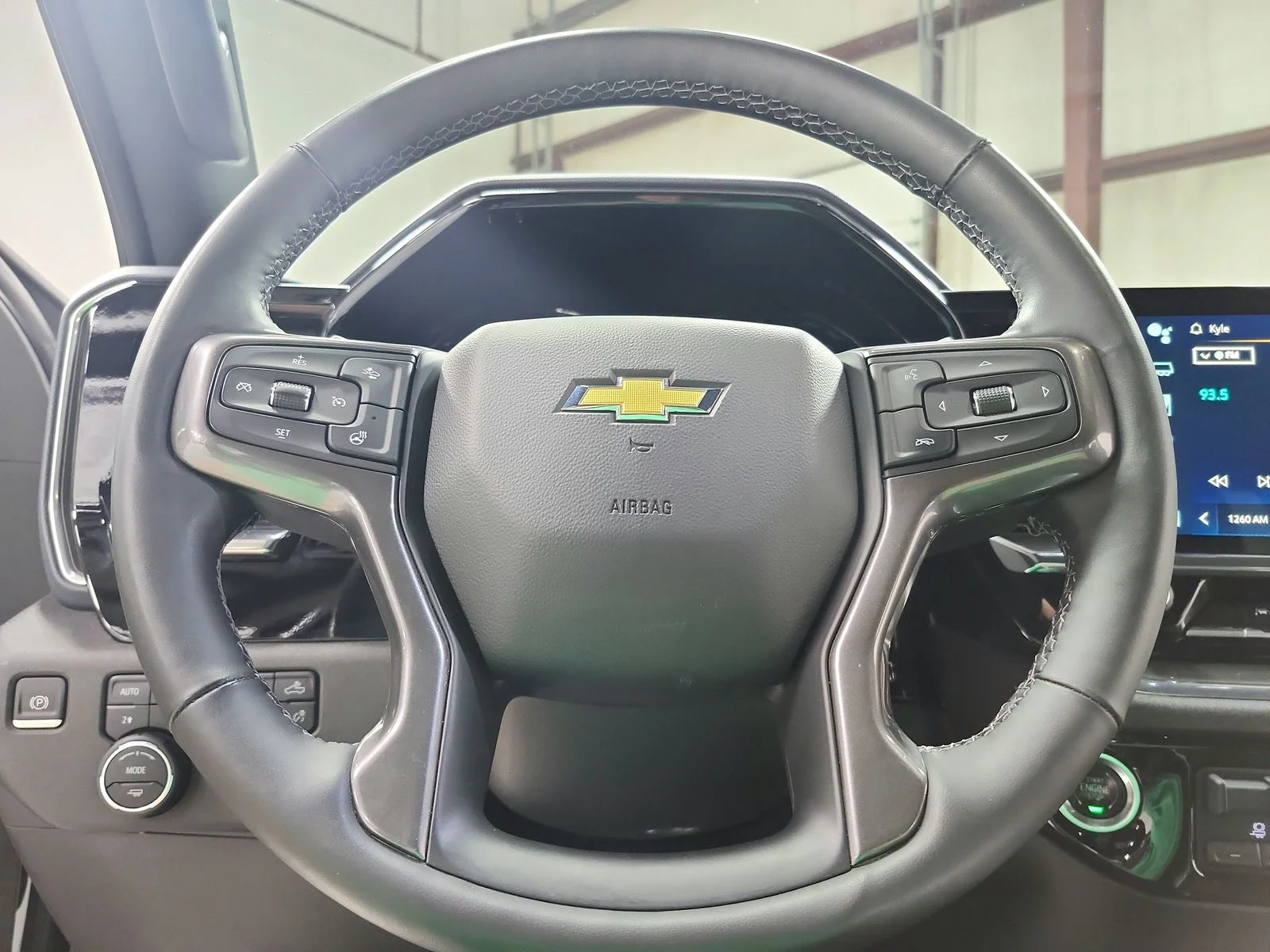 Used 2024 Iridescent Pearl Tricoat Chevrolet High Country image 24