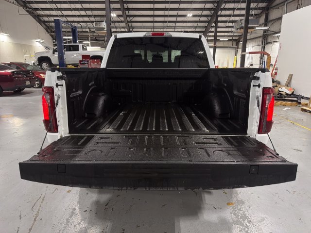 Used 2024 White Ford XLT image 10