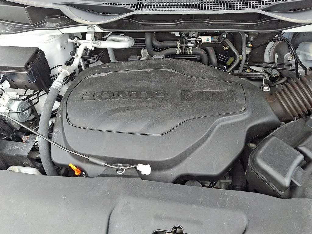 Used 2023 White Honda EX-L image 63