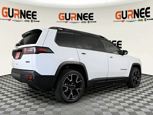 New 2026 Bright White Clear-Coat Exterior Paint Jeep Overland image 23