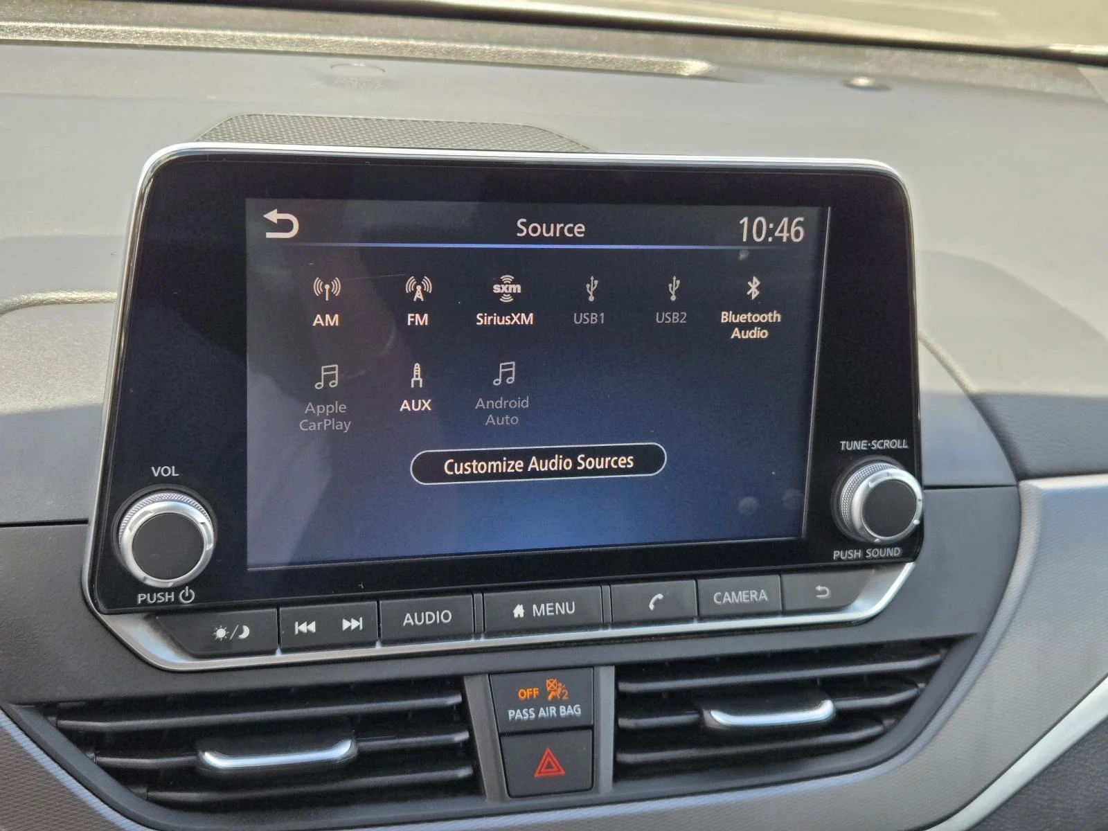 Used 2025 Gray Sky Pearl Nissan SR FWD image 10