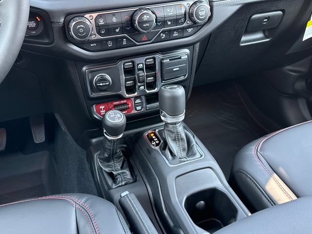 New 2026 Black Clearcoat Jeep Rubicon X image 10