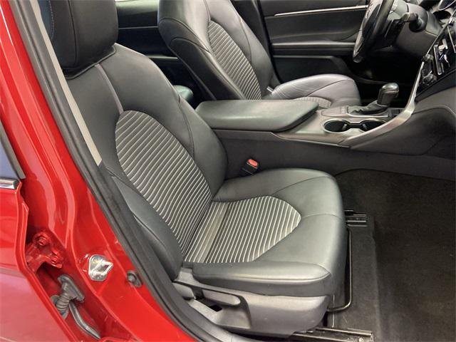 Certified Used 2022 SUPERSONIC RED Toyota  image 33