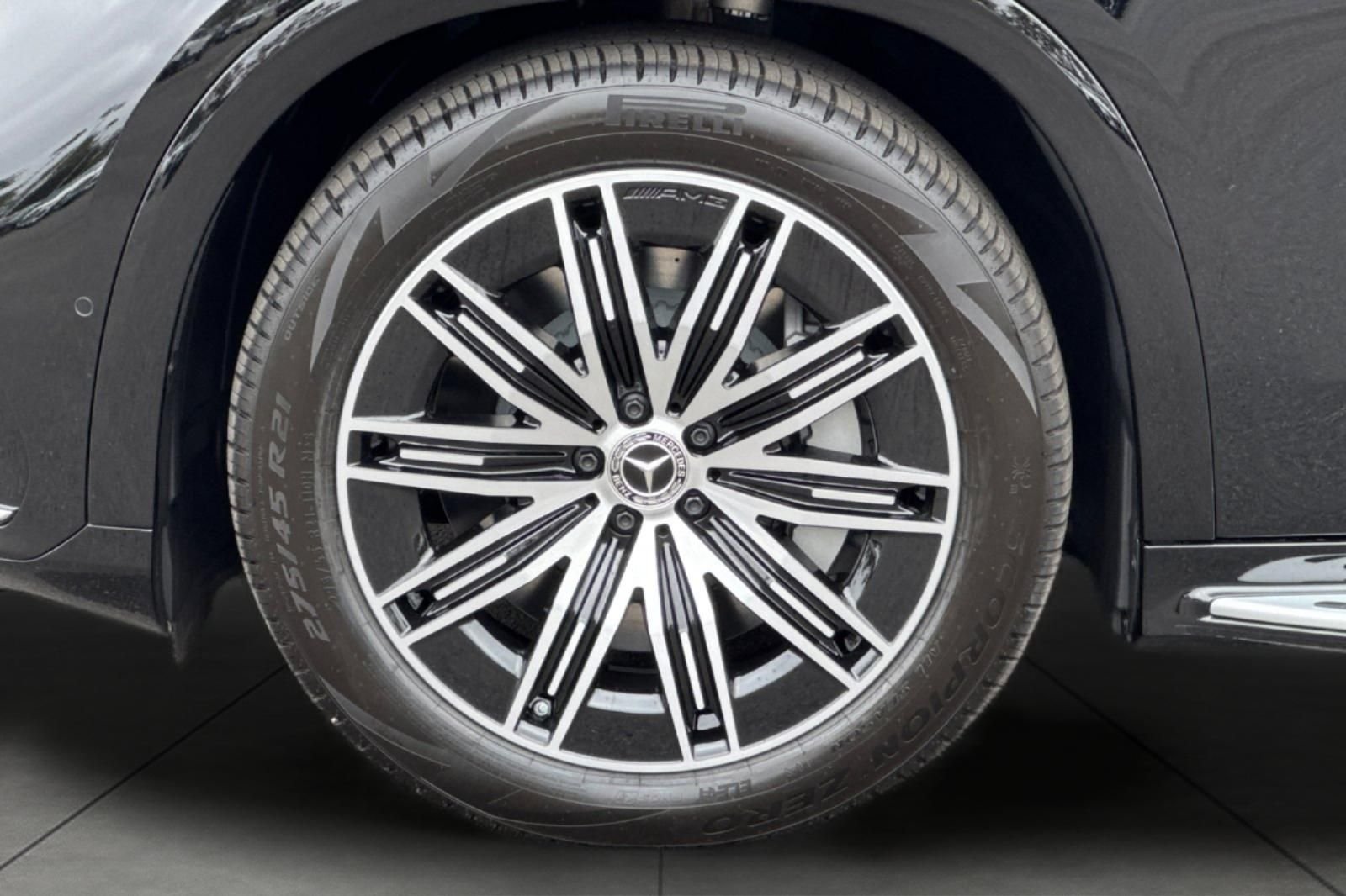 New 2026 Black Mercedes-Benz 400 image 3