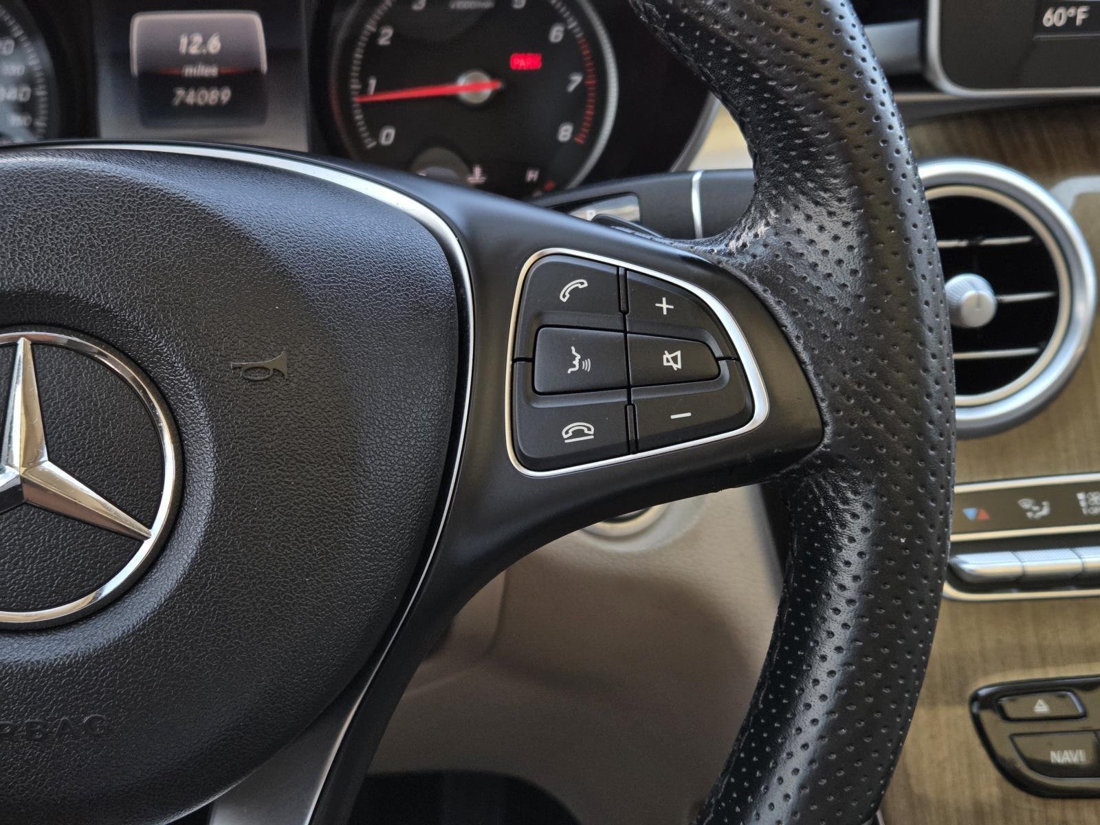 Used 2019 Polar White Mercedes-Benz GLC 300 image 19