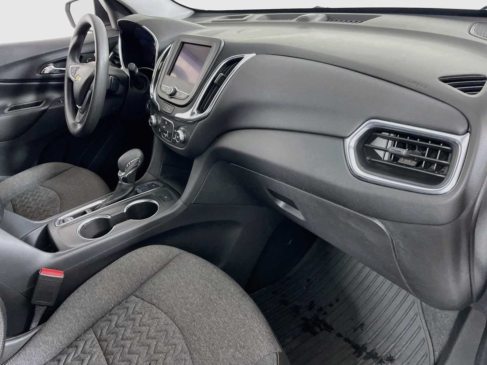 Used 2022 Summit White Chevrolet LT image 25