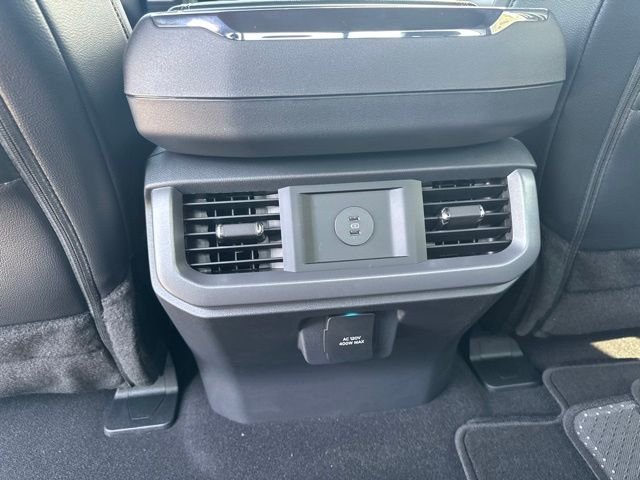New 2026 Iconic Silver Metallic Ford Lariat® image 17