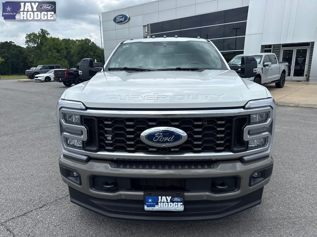 New 2026 Star White Metallic Tri-Coat Ford F-350® King Ranch® image 10