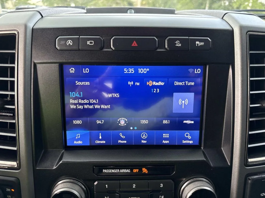 Used 2020 Gray Ford Raptor image 33