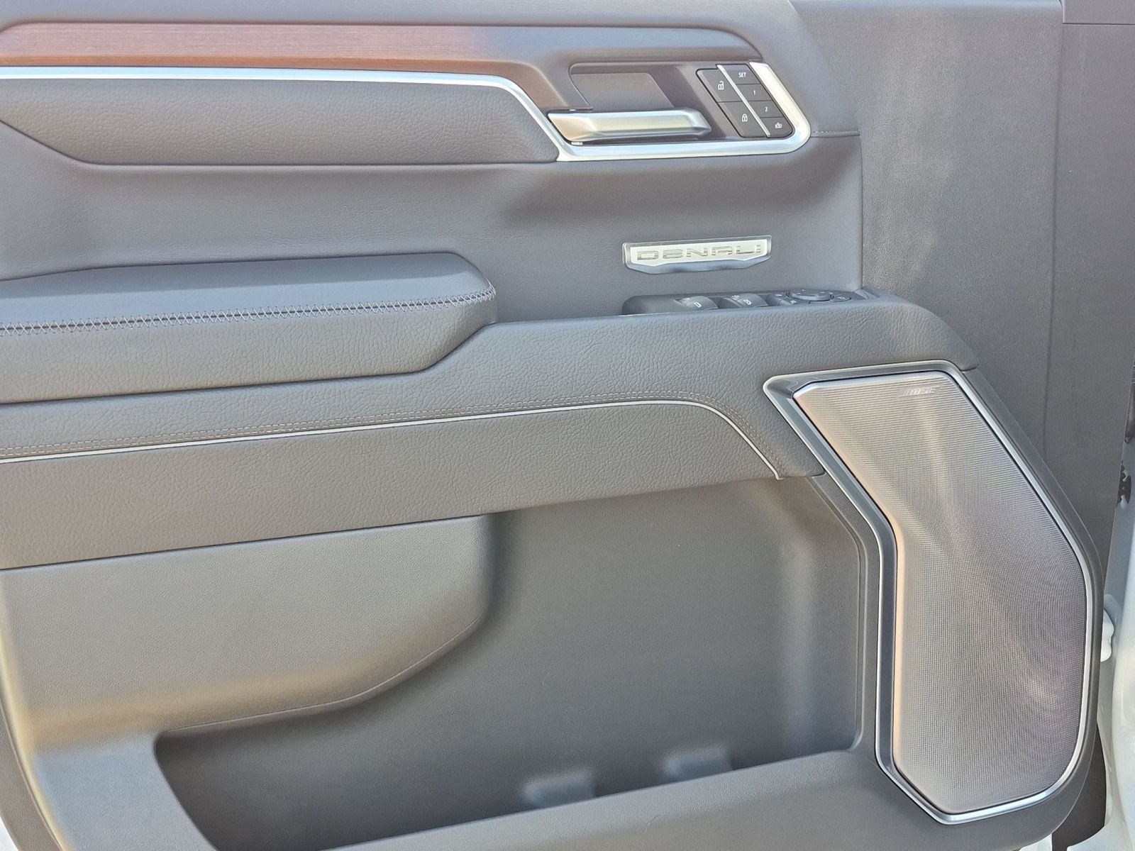 2026 GMC Sierra 1500 Denali - Photo 22