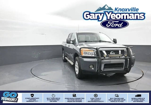 2014 Nissan Titan SV
