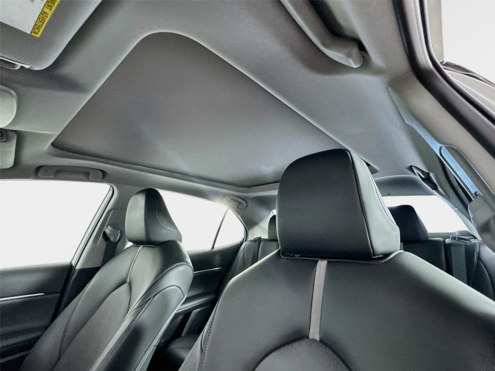 Used 2023 Ice Toyota XSE image 14