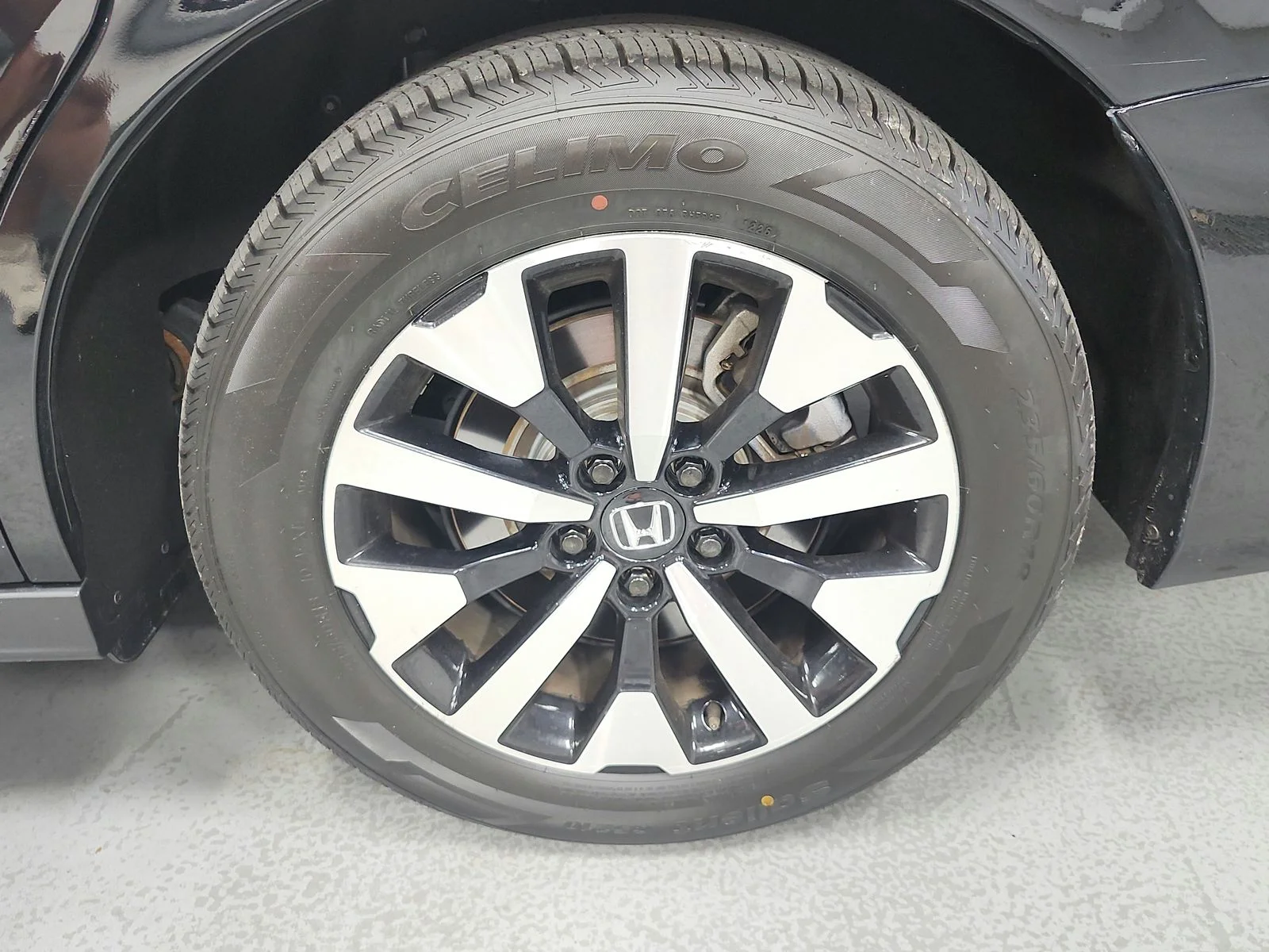 Used 2025  Honda EX-L image 19