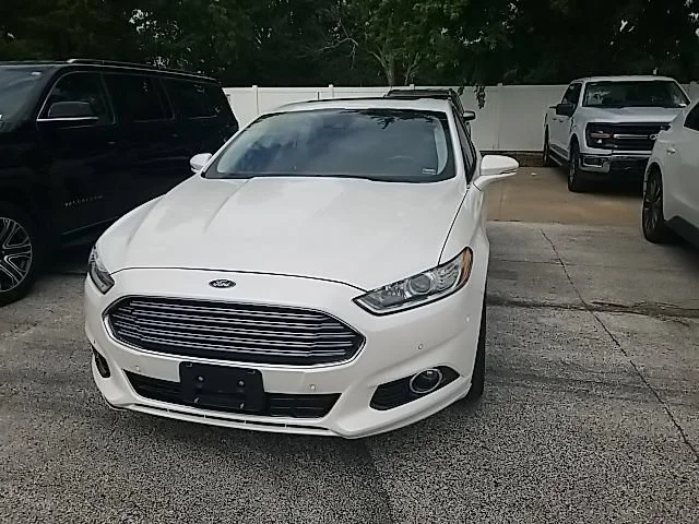 Used 2013 White Ford Titanium image 10