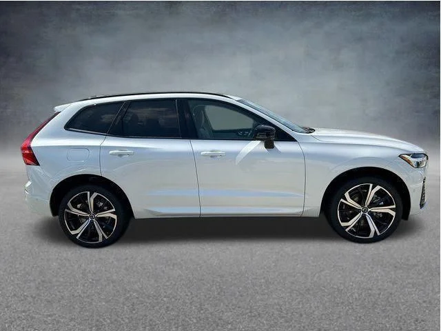 New 2025 White Volvo T8 Ultra image 11