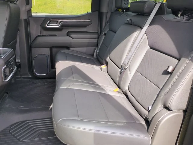 Used 2024 Blue Chevrolet LTZ image 22
