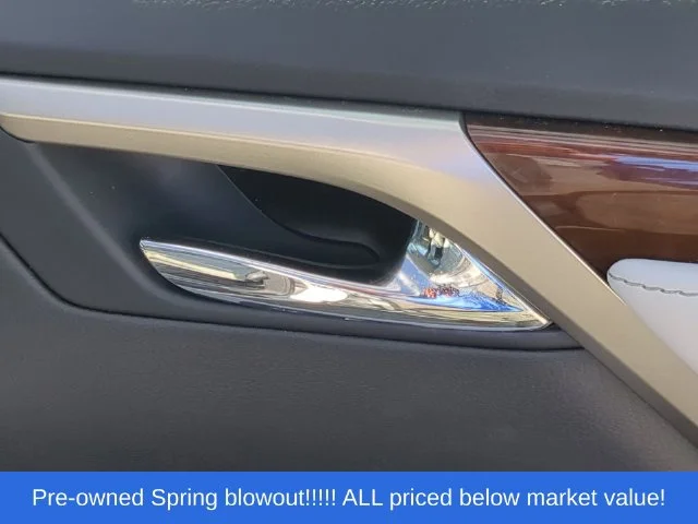 Used 2016 Silver Lexus 350 image 46